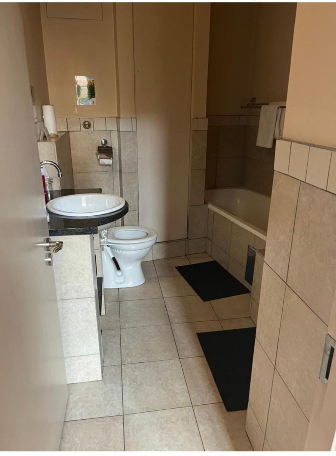 Mabungubwe - Away From Apartment